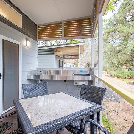 Nrma Bright Holiday Park Bagian luar foto