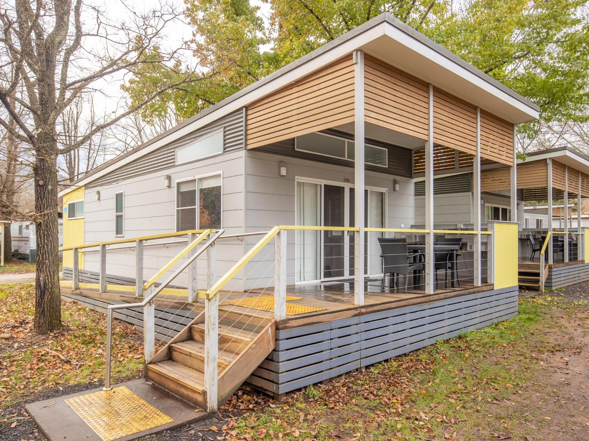 Nrma Bright Holiday Park Bagian luar foto