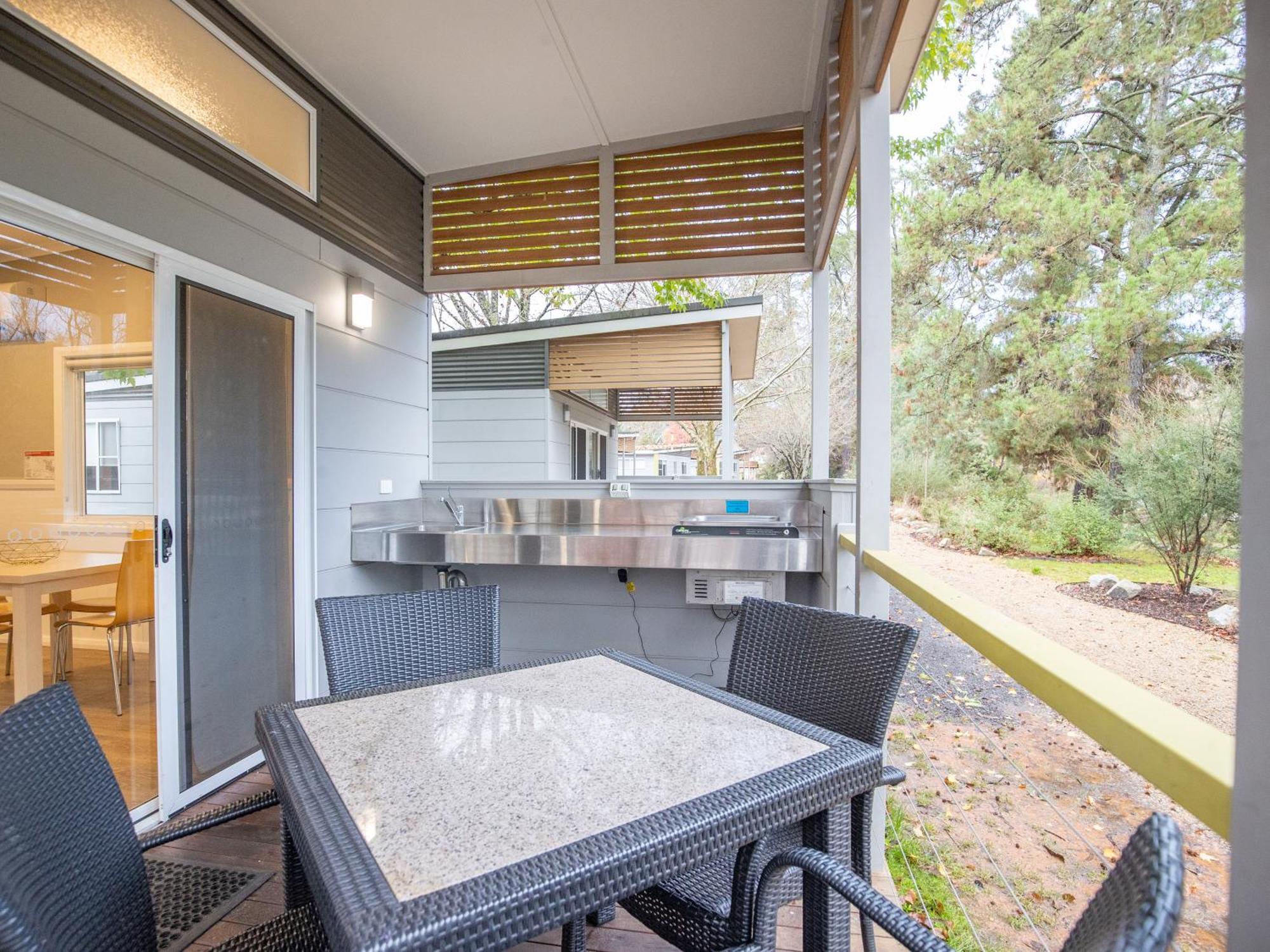 Nrma Bright Holiday Park Bagian luar foto