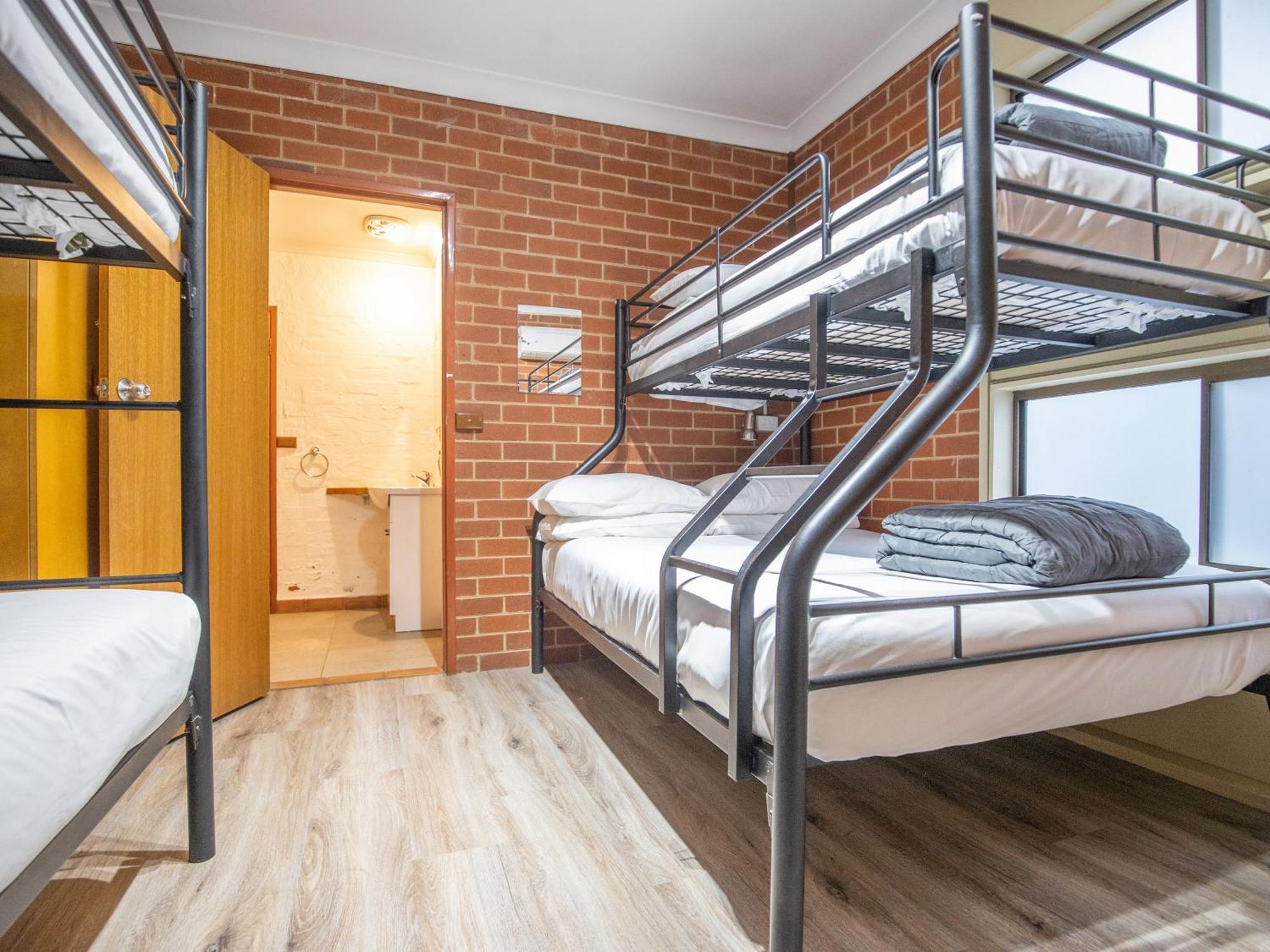 Nrma Bright Holiday Park Ruang foto