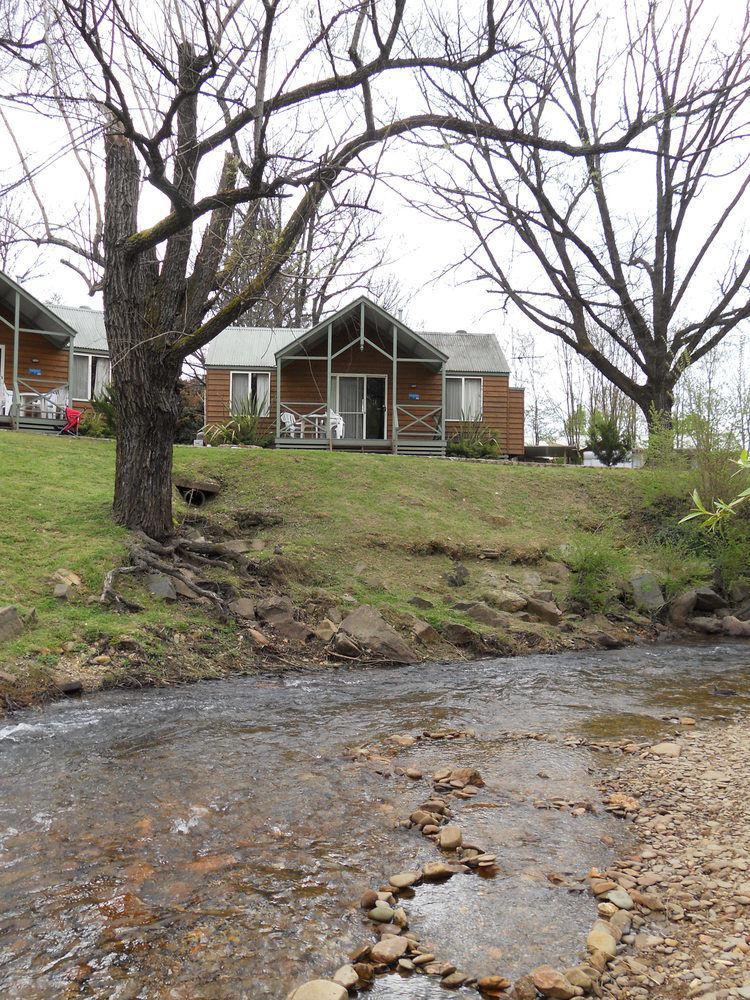 Nrma Bright Holiday Park Bagian luar foto