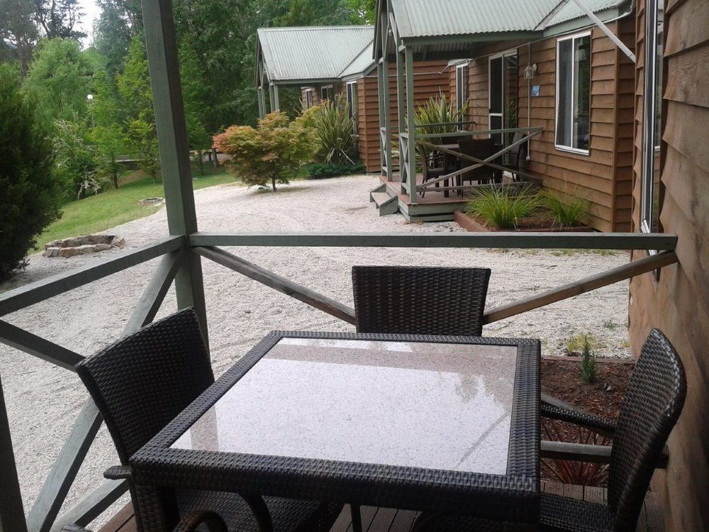 Nrma Bright Holiday Park Bagian luar foto
